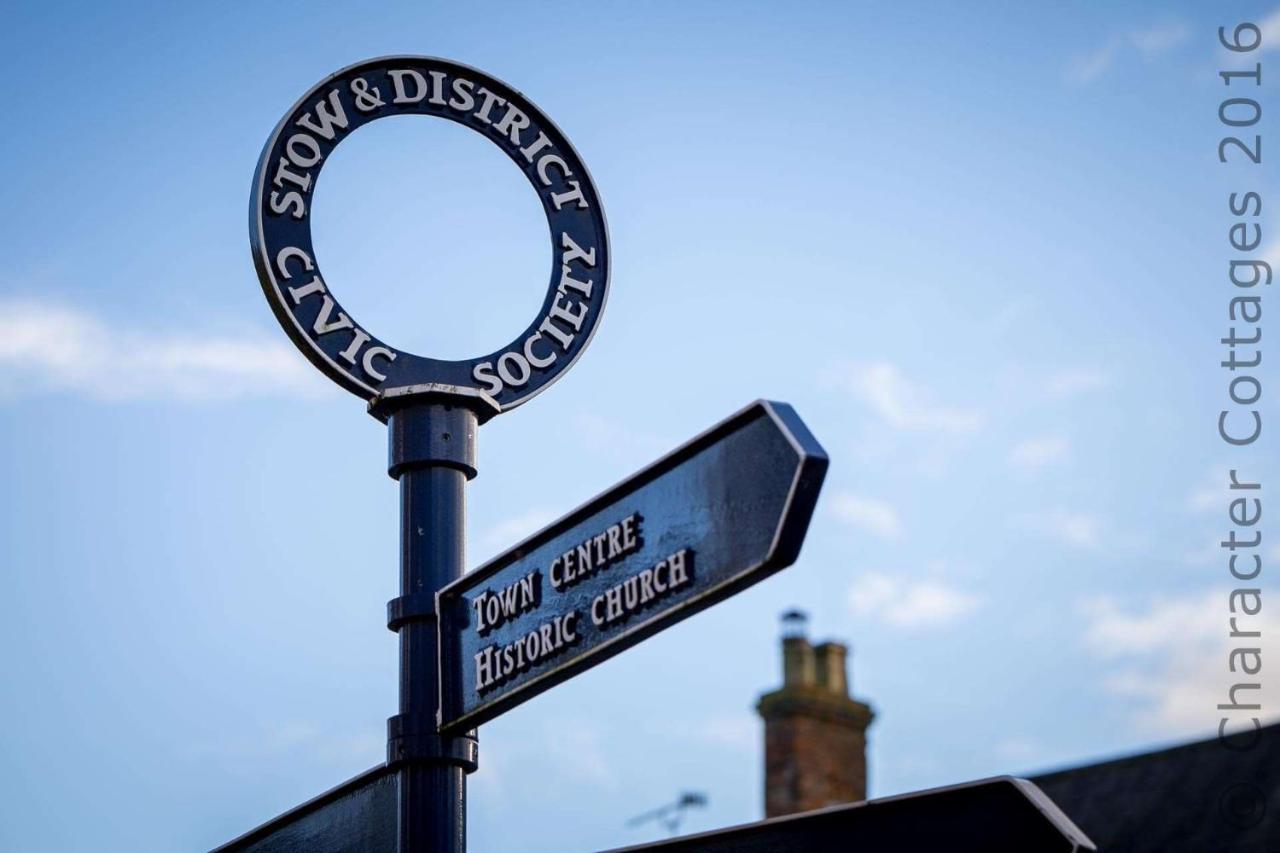 Spinners Cottage ストウ・オン・ザ・ウォルド エクステリア 写真